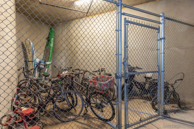 4100 Voltaire St 101, San Diego, CA 92107