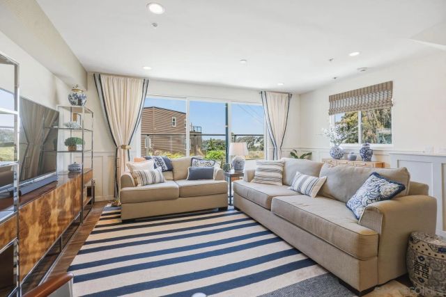 4100 Voltaire St 101, San Diego, CA 92107