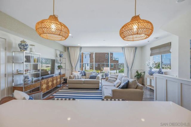 4100 Voltaire St 101, San Diego, CA 92107