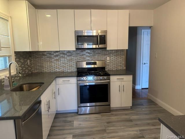 28-52 215th Place, Bayside, NY 11360