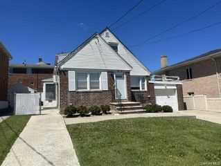 28-52 215th Place, Bayside, NY 11360