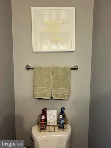 6041 RED WOLF PL, Waldorf, MD 20603