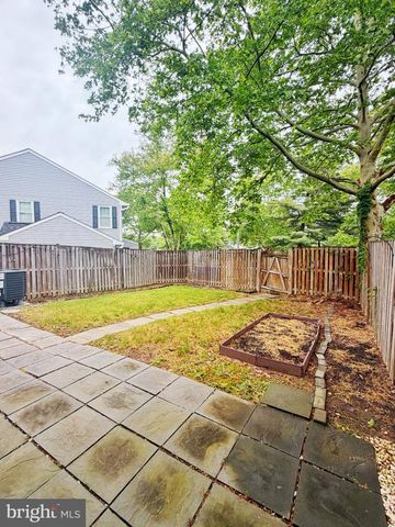 6041 RED WOLF PL, Waldorf, MD 20603