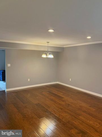 6041 RED WOLF PL, Waldorf, MD 20603