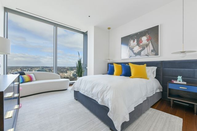 1 Dalton Street 3805, Boston, MA 02115