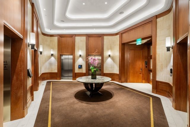 1 Dalton Street 3805, Boston, MA 02115