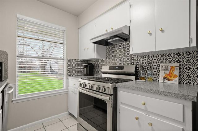 405 E Grady DR, Austin, TX 78753