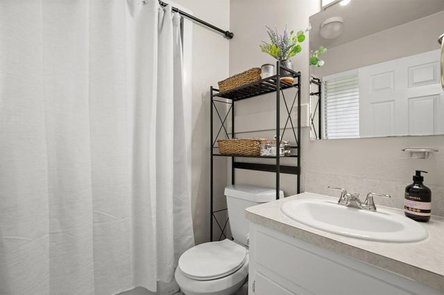 405 E Grady DR, Austin, TX 78753