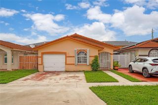 7627 W 34th Court, Hialeah, FL 33018