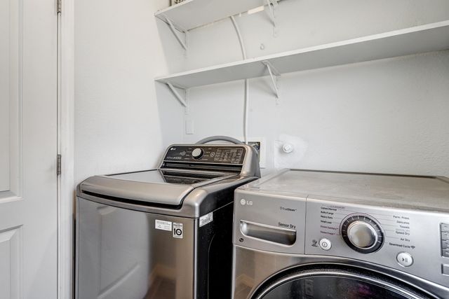 106 Kepler Court, Corrales, NM 87048