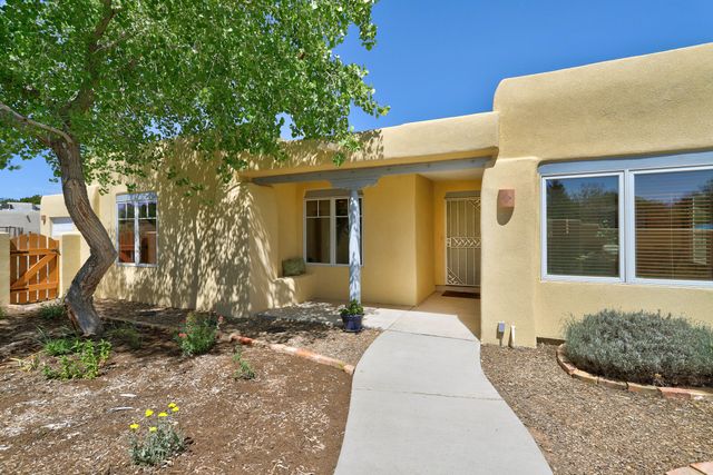 106 Kepler Court, Corrales, NM 87048