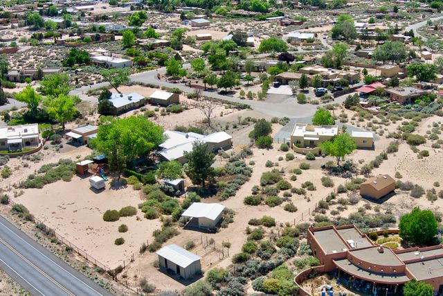 106 Kepler Court, Corrales, NM 87048