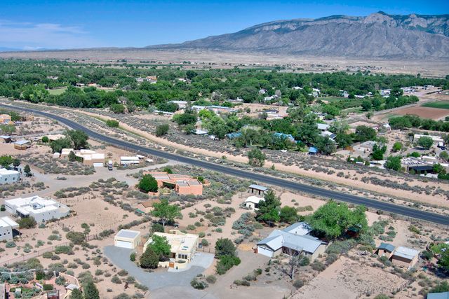 106 Kepler Court, Corrales, NM 87048