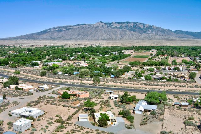 106 Kepler Court, Corrales, NM 87048