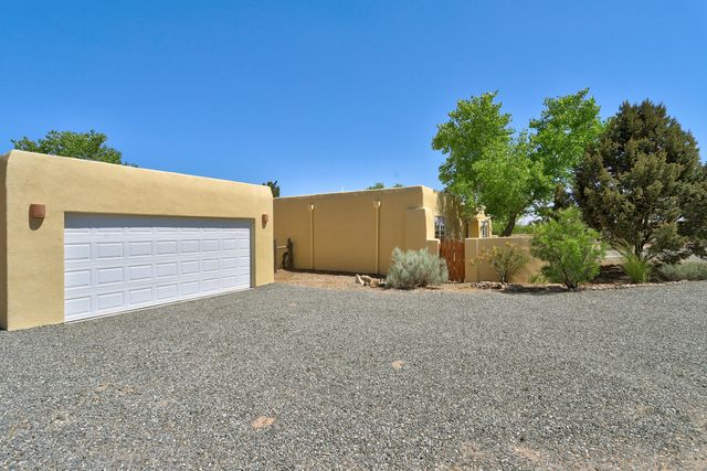 106 Kepler Court, Corrales, NM 87048