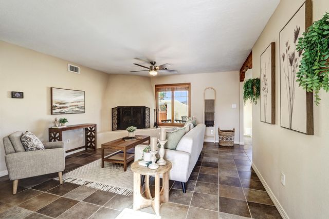 106 Kepler Court, Corrales, NM 87048