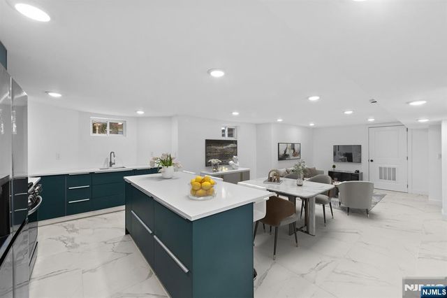 855-859 Boulevard, Weehawken, NJ 07086