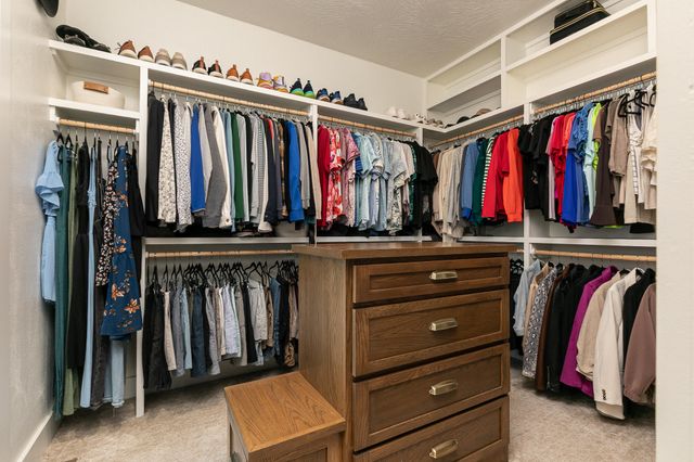 6139 S Dollison Avenue, Springfield, MO 65810