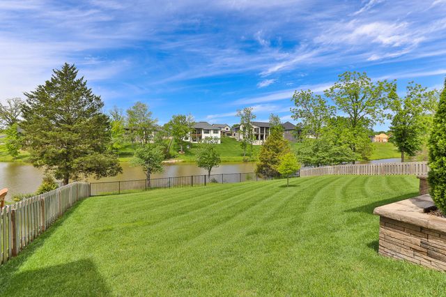 6139 S Dollison Avenue, Springfield, MO 65810