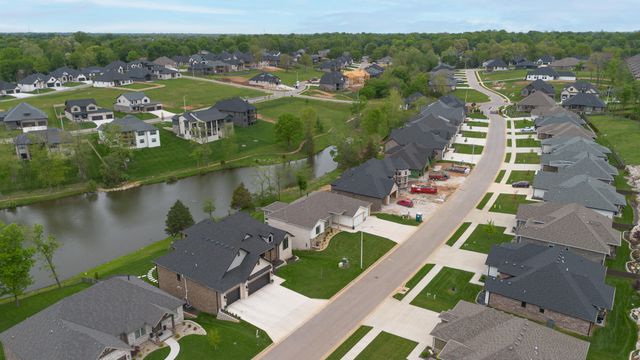 6139 S Dollison Avenue, Springfield, MO 65810