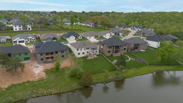 6139 S Dollison Avenue, Springfield, MO 65810