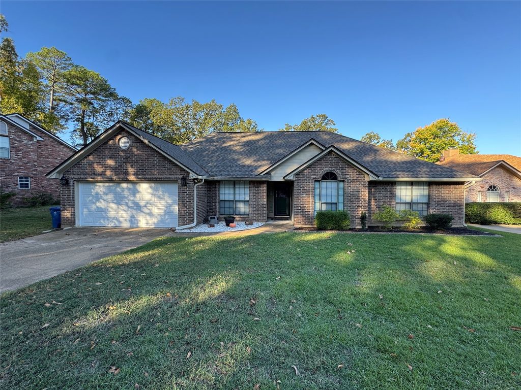 4930 Beechwood Hills Drive, Shreveport, LA 71107