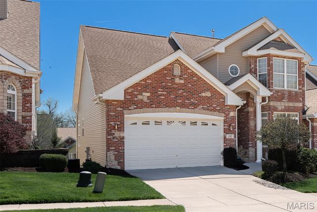 197 Woodland Place Court, St Charles, MO 63303