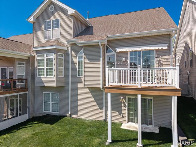 197 Woodland Place Court, St Charles, MO 63303