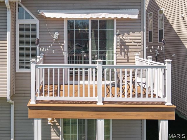 197 Woodland Place Court, St Charles, MO 63303