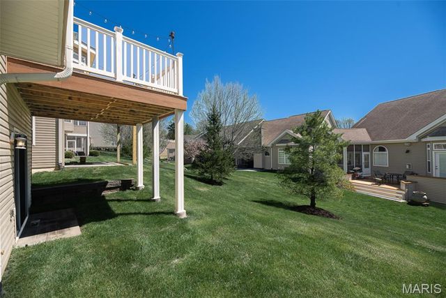197 Woodland Place Court, St Charles, MO 63303