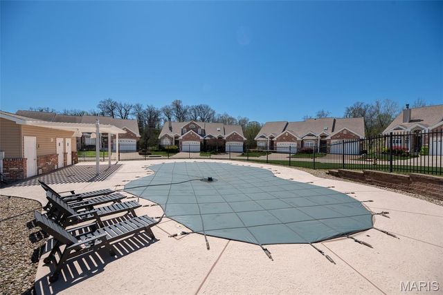 197 Woodland Place Court, St Charles, MO 63303