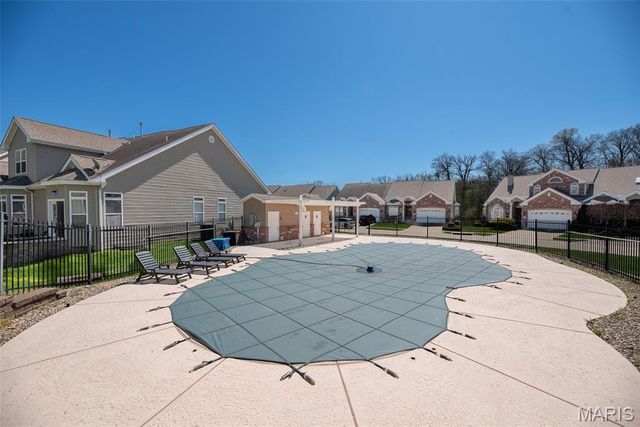 197 Woodland Place Court, St Charles, MO 63303