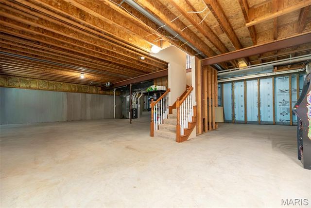 197 Woodland Place Court, St Charles, MO 63303