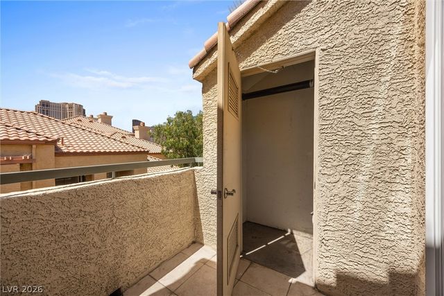 230 East Flamingo Road 414, Las Vegas, NV 89169