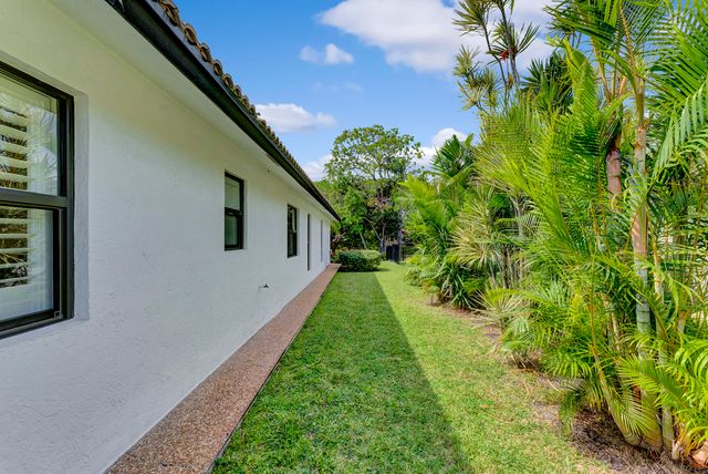 2425 NW 26th Street, Boca Raton, FL 33431