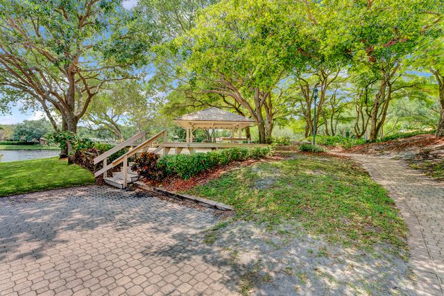 2425 NW 26th Street, Boca Raton, FL 33431