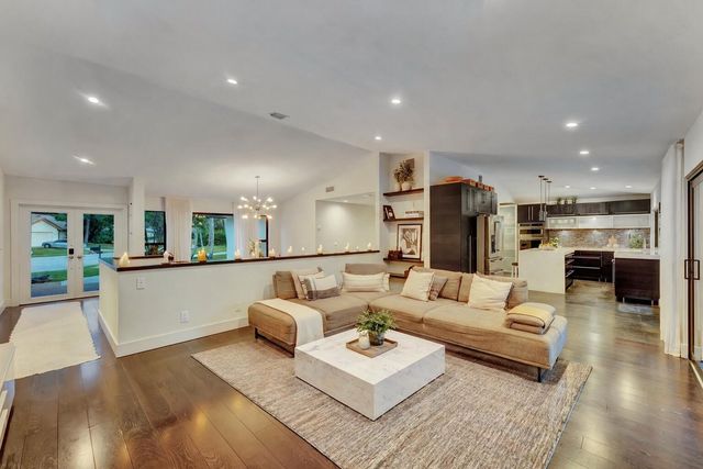 2425 NW 26th Street, Boca Raton, FL 33431