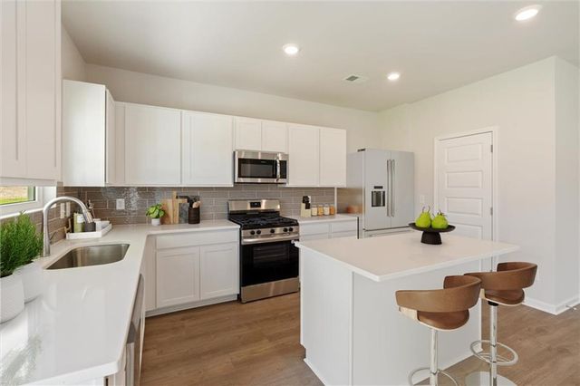 104 Sunflower Lane, Calhoun, GA 30701