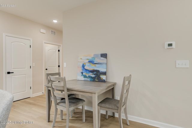 10917 Brookley Dr, Louisville, KY 40229