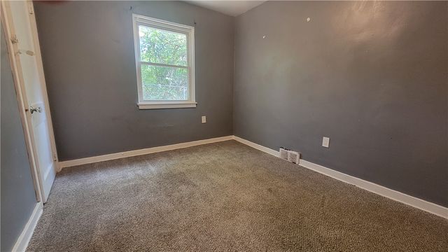 2069 Mazette Pl, Ingram, PA 15205