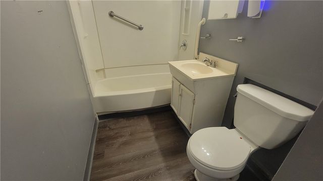 2069 Mazette Pl, Ingram, PA 15205