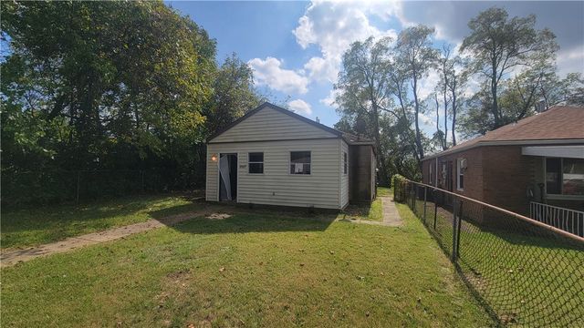 2069 Mazette Pl, Ingram, PA 15205