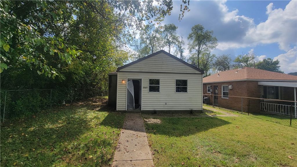 2069 Mazette Pl, Ingram, PA 15205