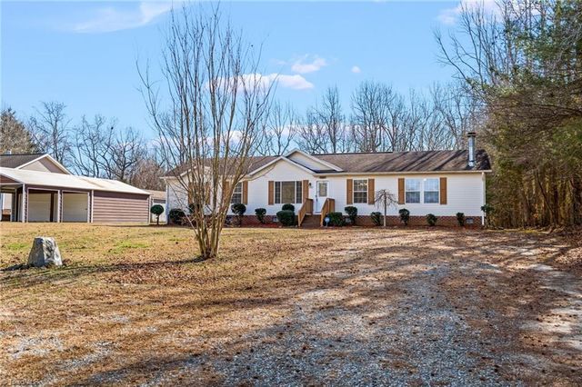 7182 NC Highway 49 N, Liberty, NC 27298