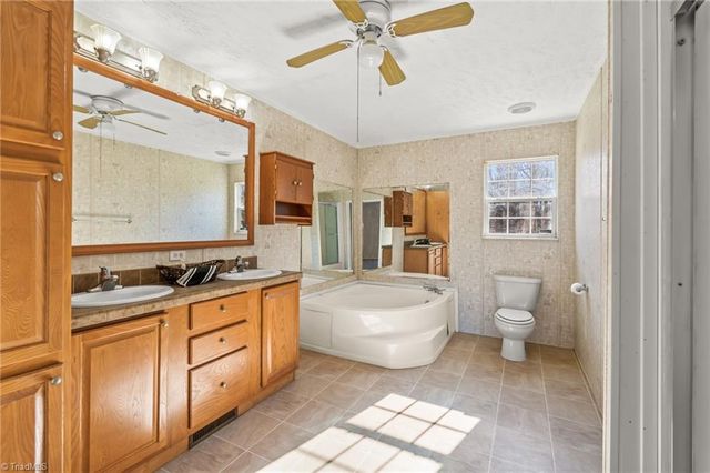 7182 NC Highway 49 N, Liberty, NC 27298