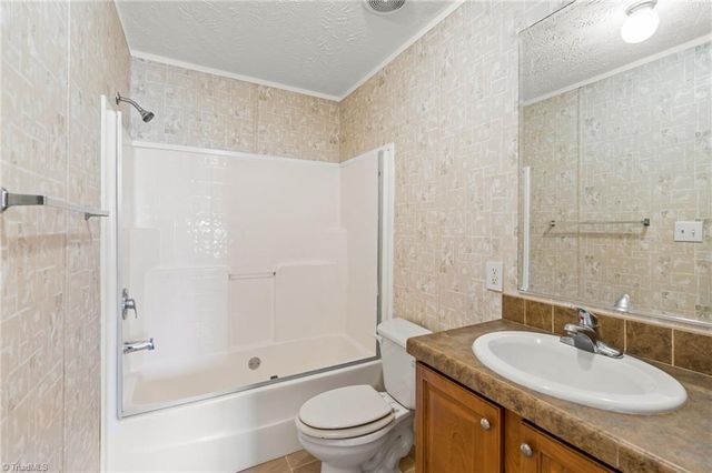 7182 NC Highway 49 N, Liberty, NC 27298