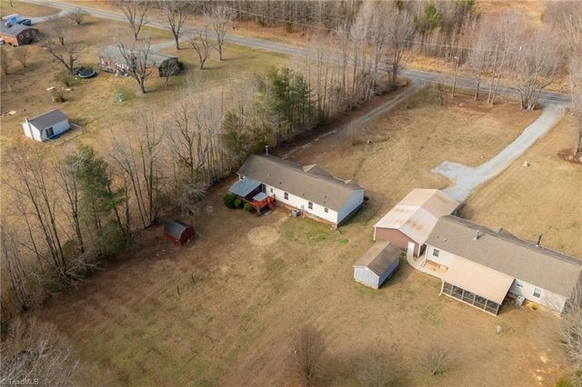 7182 NC Highway 49 N, Liberty, NC 27298