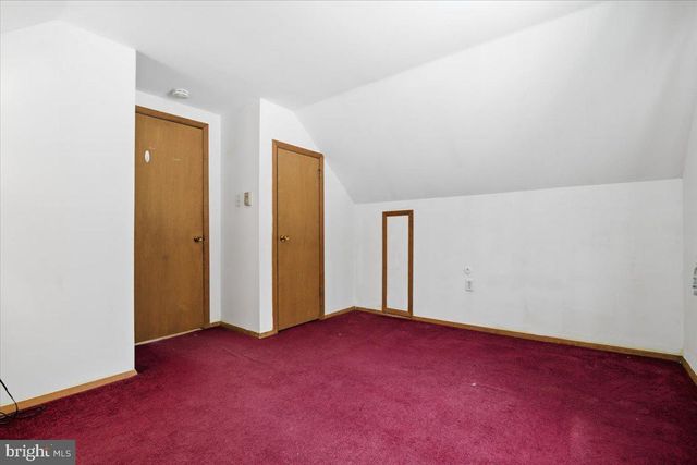 704 RAINBOW TER, Effort, PA 18330