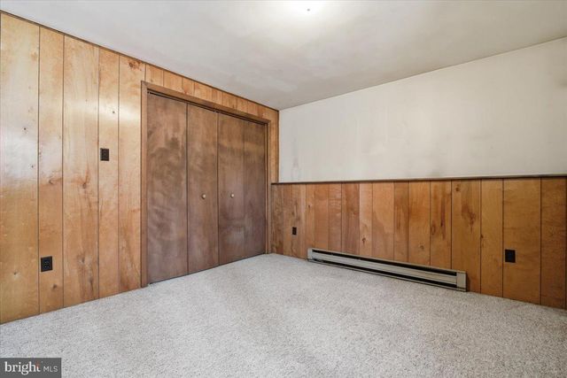 704 RAINBOW TER, Effort, PA 18330