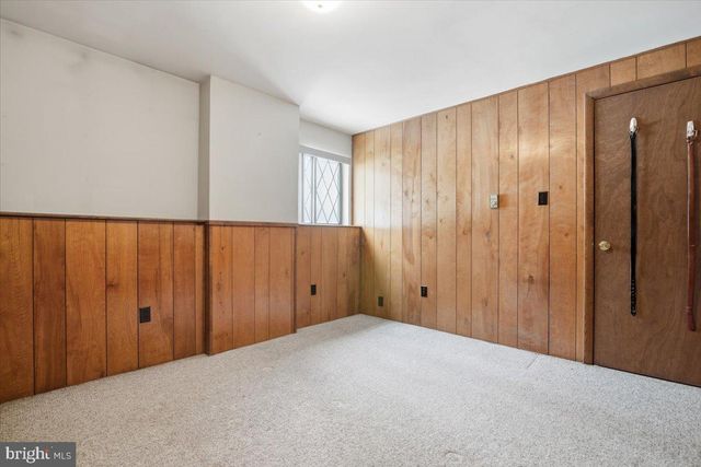 704 RAINBOW TER, Effort, PA 18330